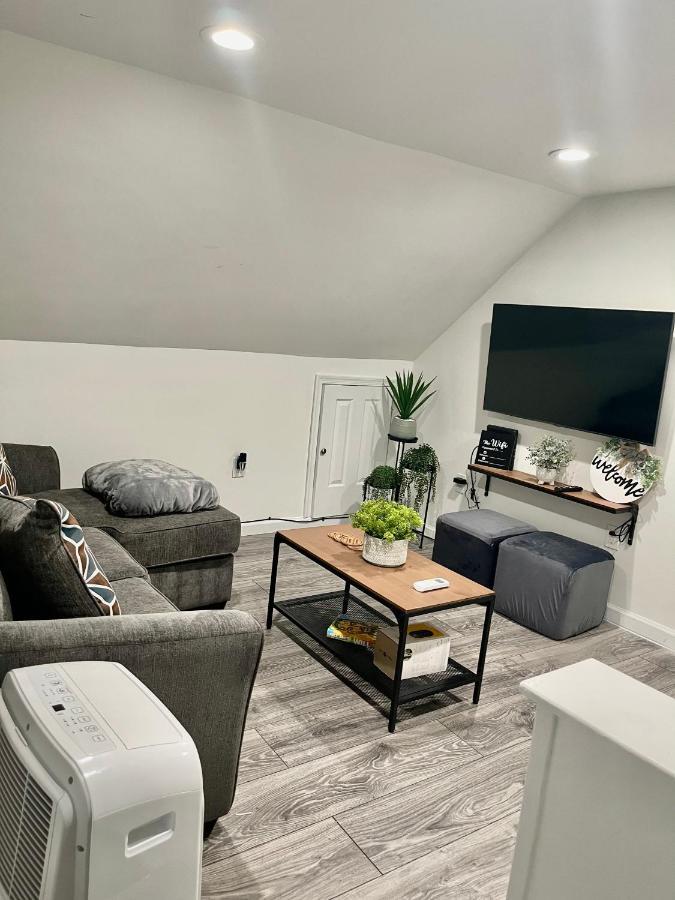 Cozy 1Br Apt In Elizabeth -10 Min To Ewr Airport & 30 Min To Nyc Apartment Exterior photo